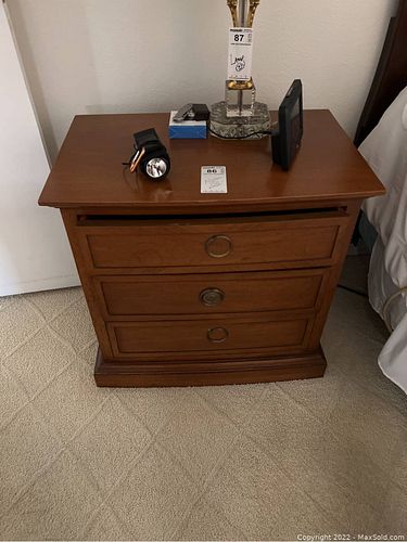 Lot #86 (1 of 12)