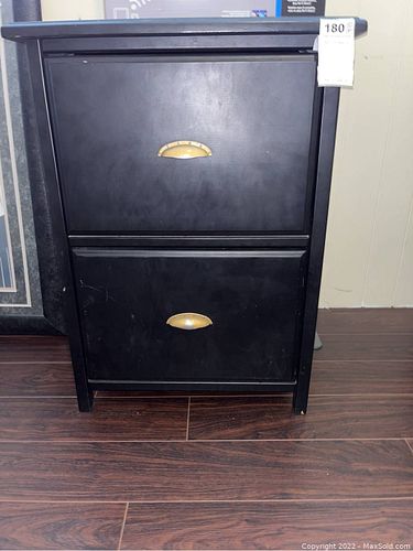 Lot #180 (1 of 6)