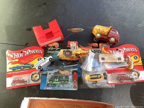 Lot #62 (1 of 4)