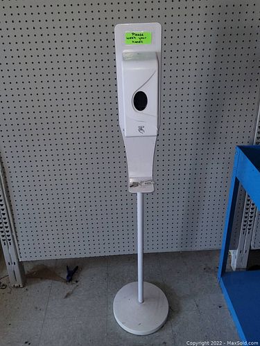 Lot #30 (1 of 4)