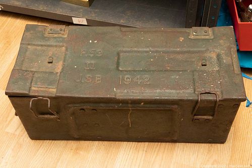 Lot #546 (1 of 4)