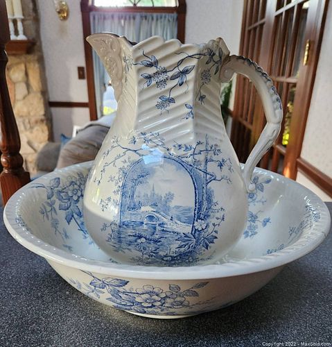 Lot #46 (1 of 1)