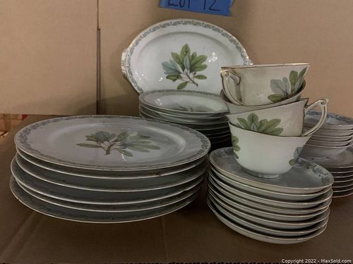 Lot #12 (1 of 4)