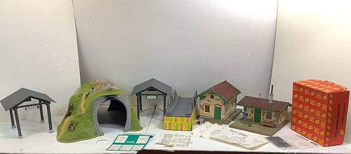 Lot #225 (1 of 18)