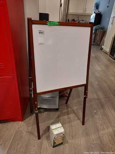 Lot #650 (1 of 8)