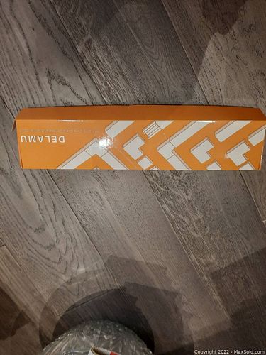 Lot #726 (1 of 4)