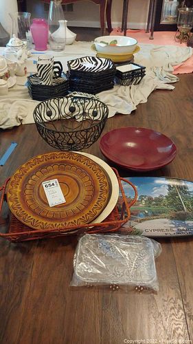 Lot #654 (1 of 17)