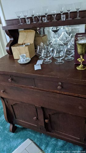 Lot #220 (1 of 11)