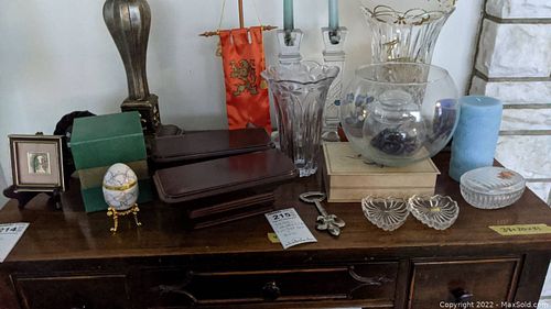 Lot #215 (1 of 17)