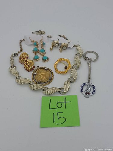Lot #15 (1 of 4)