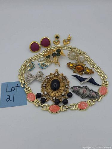 Lot #21 (1 of 5)