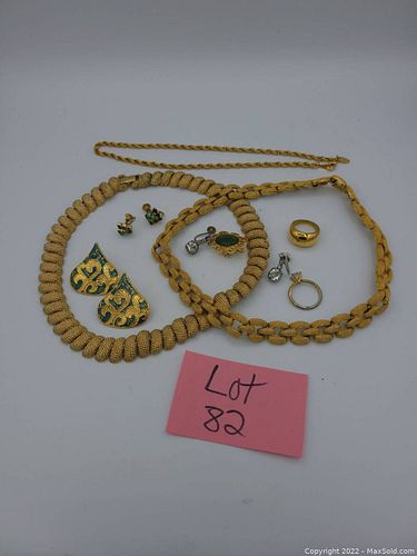 Lot #82 (1 of 6)