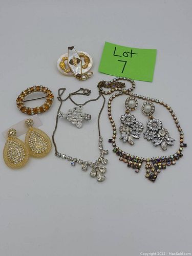 Lot #7 (1 of 6)