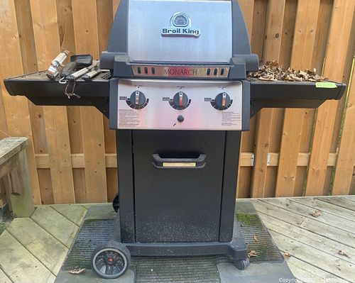 Lot #246 (1 of 8)