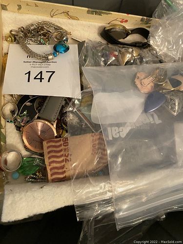Lot #147 (1 of 9)