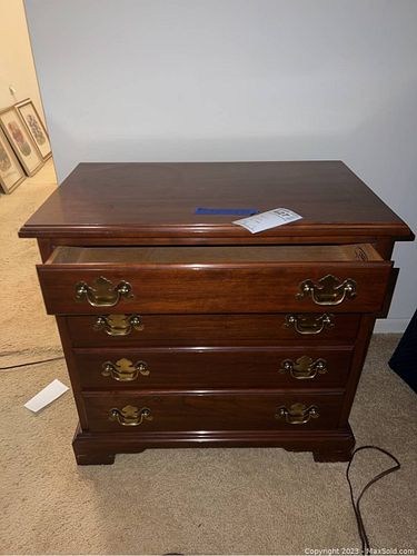 Lot #427 (1 of 12)