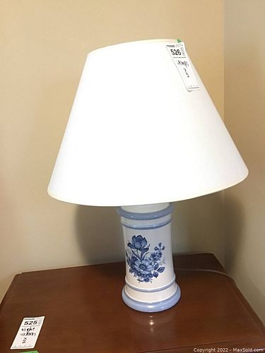 Lot #526 (1 of 6)