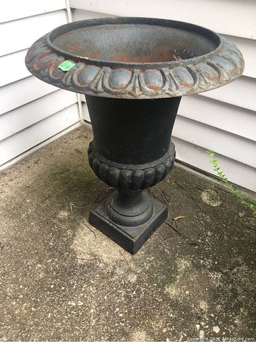Lot #610 (1 of 7)