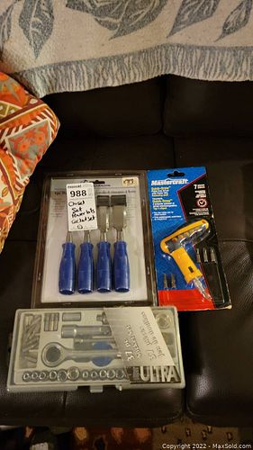 Lot #988 (1 of 9)