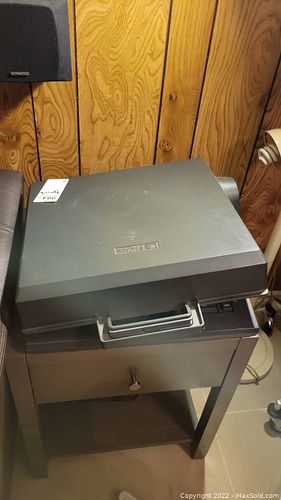 Lot #984 (1 of 8)