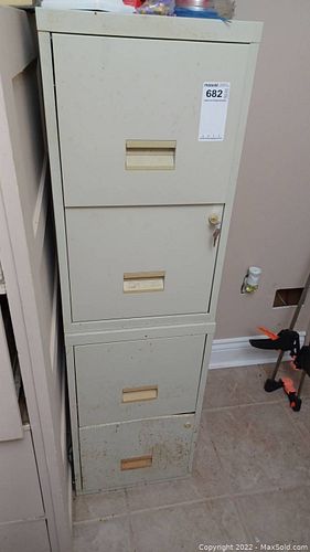 Lot #682 (1 of 6)