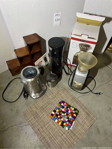Lot #124 (1 of 9)