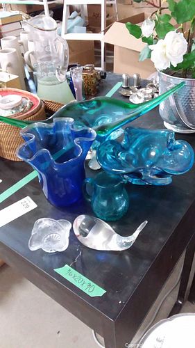Lot #229 (1 of 8)