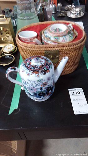 Lot #230 (1 of 12)