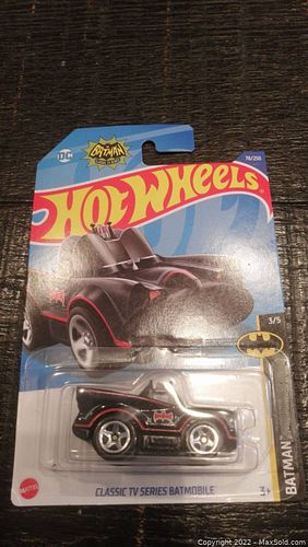 Lot #32 (1 of 6)