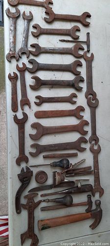 Lot #55 (1 of 11)