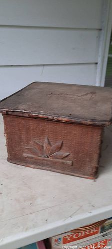 Lot #61 (1 of 8)