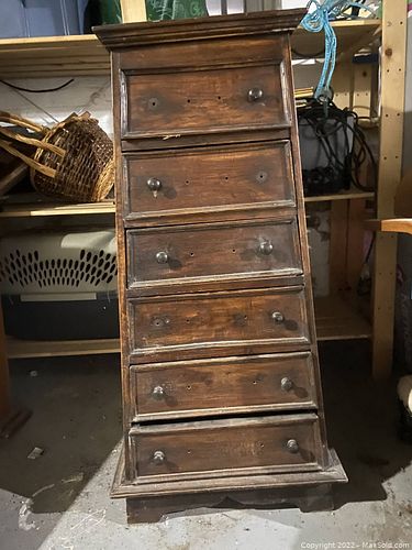 Lot #51 (1 of 8)
