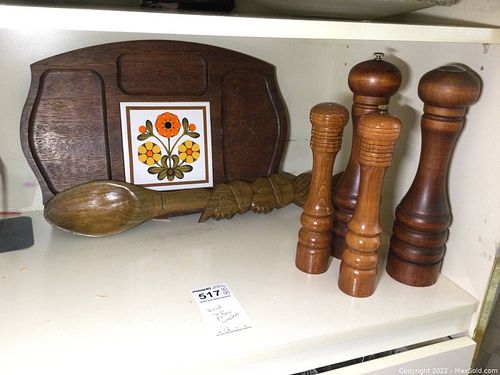 Lot #517 (1 of 9)