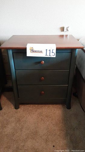 Lot #115 (1 of 13)