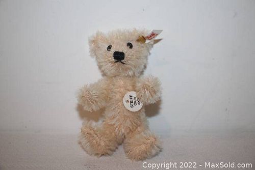 Lot #51 (1 of 5)