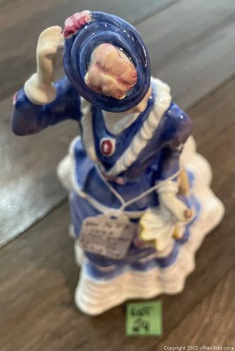Lot #24 (1 of 4)