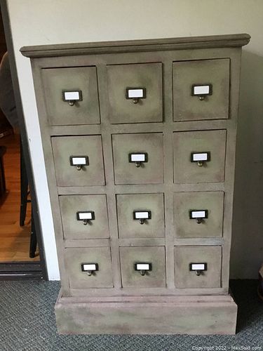 Lot #293 (1 of 4)
