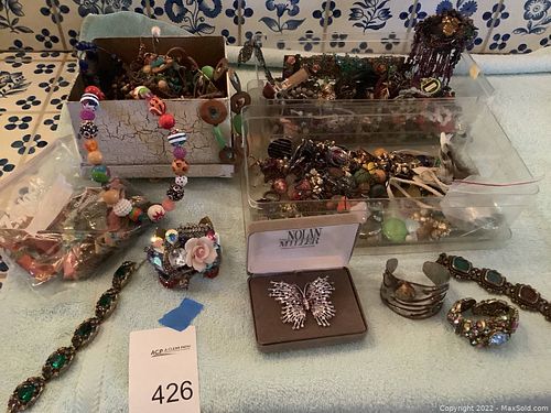 Lot #426 (1 of 6)
