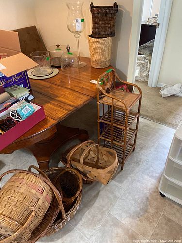 Lot #323 (1 of 19)