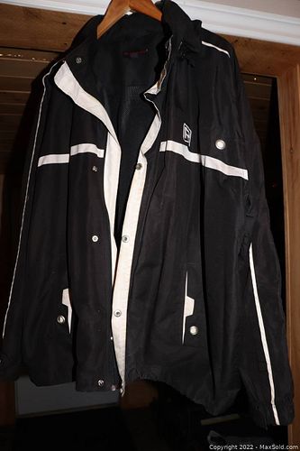 Lot #94 (1 of 6)