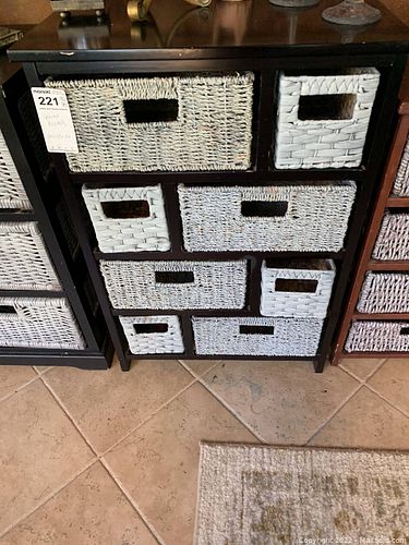 Lot #221 (1 of 12)