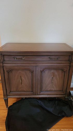 Lot #139 (1 of 10)