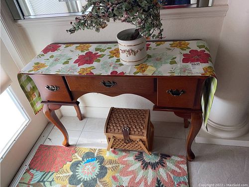 Lot #553 (1 of 5)