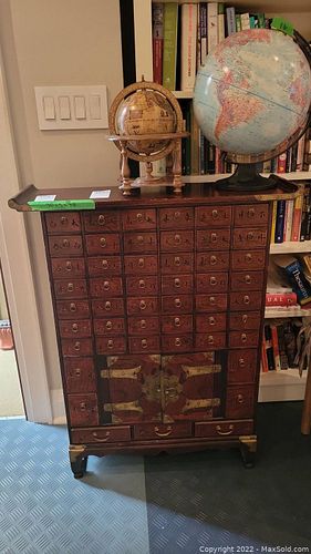 Lot #466 (1 of 18)