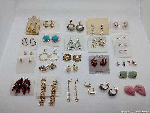 Lot #24 (1 of 20)