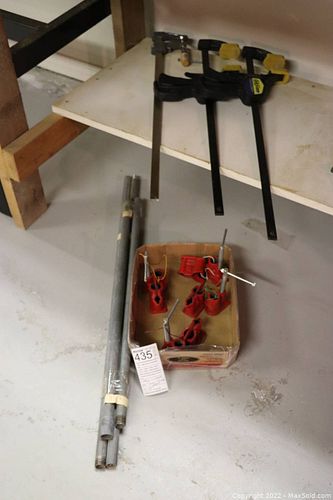 Lot #435 (1 of 10)