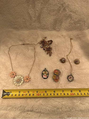Lot #62 (1 of 7)