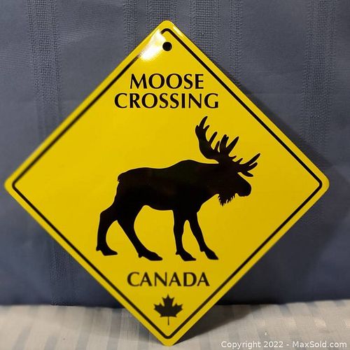 Metal Sign Moose Crossing 9.5 x 9.5" (1 of 2)