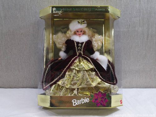 Special Edition Barbie In Box #15646 (1 of 12)