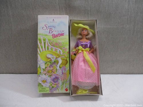Special Edition Spring Blossom Barbie In Box #15201 (1 of 11)